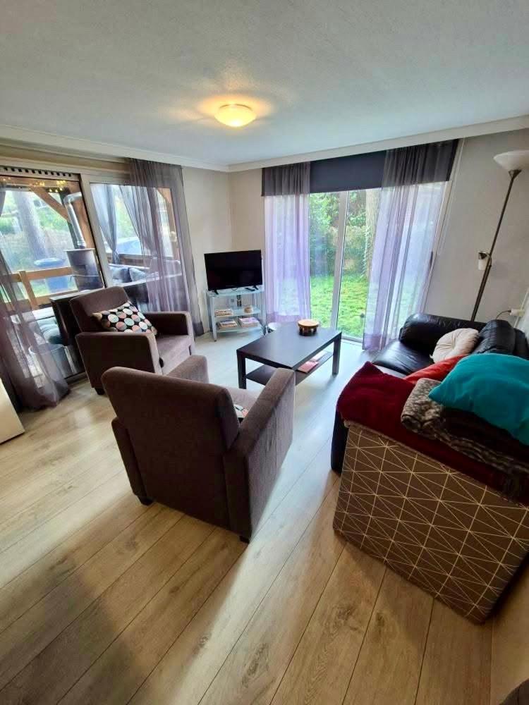 Cosy Chalet Veluwe With A Spacious Garden And Veranda Doornspijk المظهر الخارجي الصورة